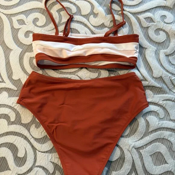 Cupshe Women’s 2 Piece High-Waisted Faith Contrast Color Bandeau Bikini Size XS - Picture 4 of 5